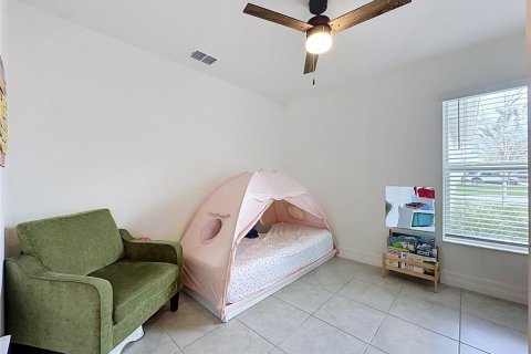 House in Davenport, Florida 4 bedrooms, 151.15 sq.m. № 2425558 - photo 15
