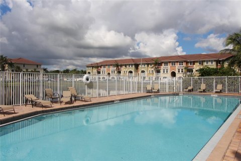 Copropriété à louer à Doral, Floride: 2 chambres, 104.33 m2 № 2065216 - photo 22
