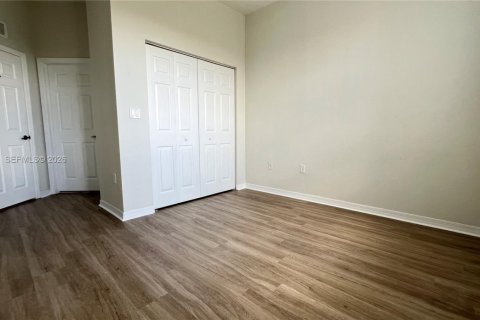 Copropriété à louer à Doral, Floride: 2 chambres, 104.33 m2 № 2065216 - photo 18