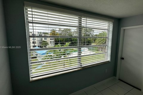 Copropriété à louer à Miami, Floride: 1 chambre, 83.43 m2 № 1966700 - photo 11