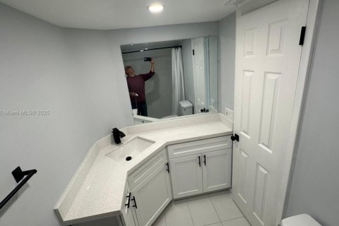 Copropriété à louer à Miami, Floride: 1 chambre, 83.43 m2 № 1966700 - photo 21