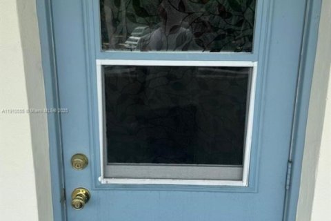 Copropriété à louer à Miami, Floride: 1 chambre, 83.43 m2 № 1966700 - photo 29