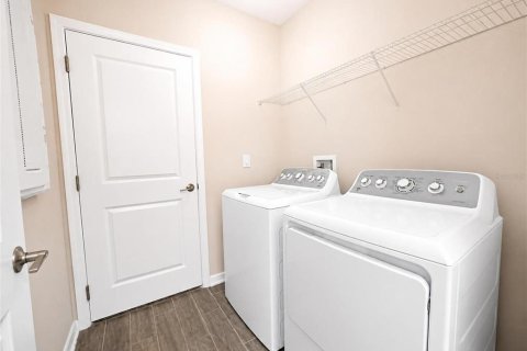 Villa ou maison à vendre à Daytona Beach, Floride: 5 chambres, 205.31 m2 № 2151201 - photo 12