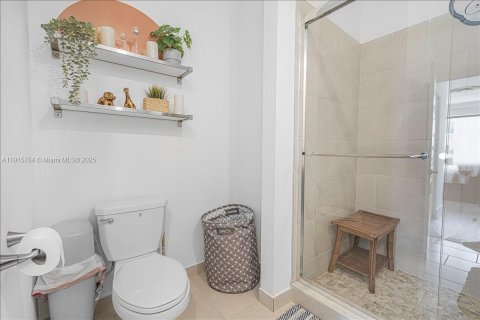 Купить кондоминиум в Дорал, Флорида 3 спальни, 104.42м2, № 1971820 - фото 15