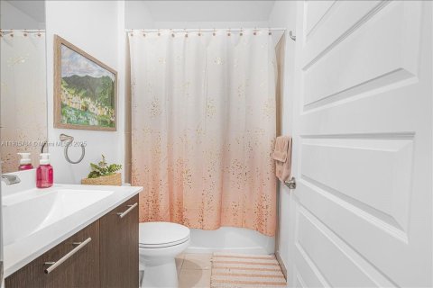 Купить кондоминиум в Дорал, Флорида 3 спальни, 104.42м2, № 1971820 - фото 20