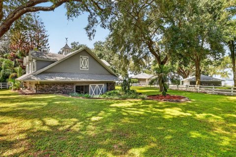 House in Weirsdale, Florida 2 bedrooms, 203.83 sq.m. № 2423969 - photo 6