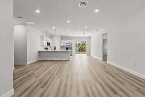 House in Ocala, Florida 4 bedrooms, 173.26 sq.m. № 1815426 - photo 7