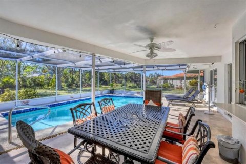 House in Sarasota, Florida 3 bedrooms, 150.87 sq.m. № 2214713 - photo 24