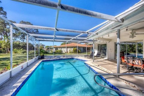 House in Sarasota, Florida 3 bedrooms, 150.87 sq.m. № 2214713 - photo 29