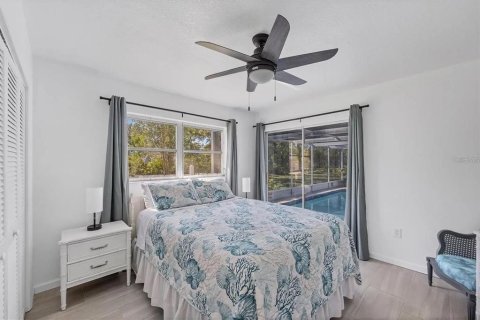 House in Sarasota, Florida 3 bedrooms, 150.87 sq.m. № 2214713 - photo 17