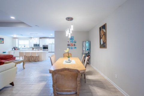 Casa en venta en Palm Coast, Florida, 4 dormitorios, 231.33 m2 № 2284355 - foto 5