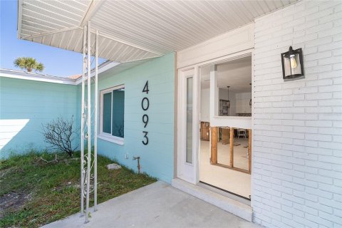 House in Englewood, Florida 2 bedrooms, 109.62 sq.m. № 1680385 - photo 3