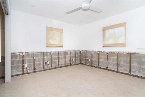 House in Englewood, Florida 2 bedrooms, 109.62 sq.m. № 1680385 - photo 11