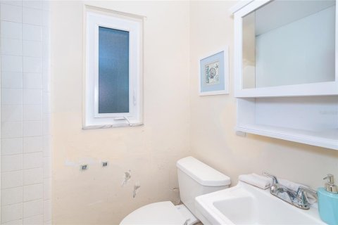 House in Englewood, Florida 2 bedrooms, 109.62 sq.m. № 1680385 - photo 10