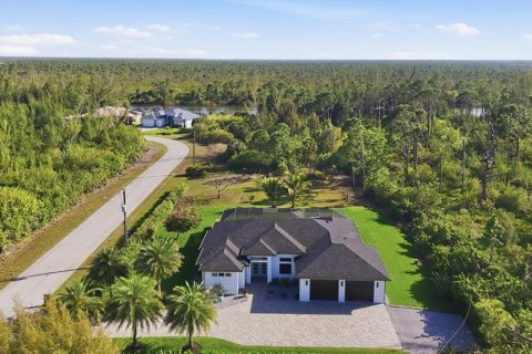 Villa ou maison à vendre à Port Charlotte, Floride: 3 chambres, 181.25 m2 № 2144843 - photo 6