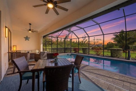Villa ou maison à vendre à Port Charlotte, Floride: 3 chambres, 181.25 m2 № 2144843 - photo 2