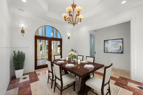 Villa ou maison à vendre à Sunny Isles Beach, Floride: 9 chambres № 1647192 - photo 21