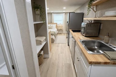 Villa ou maison à louer à Saint Petersburg, Floride: 1 chambre, 25.55 m2 № 2414039 - photo 3