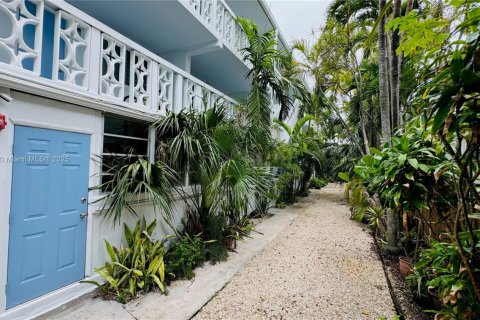 Condominio en alquiler en Bay Harbor Islands, Florida, 1 dormitorio, 75.25 m2 № 1770485 - foto 21