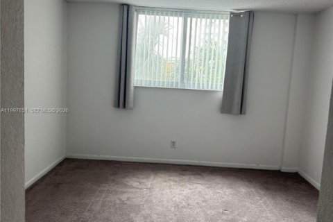 Купить кондоминиум в Санни-Айлс-Бич, Флорида 1 спальня, 93.37м2, № 2060871 - фото 8