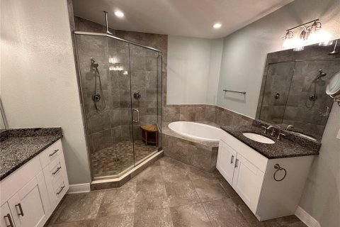 Copropriété à louer à Bradenton, Floride: 2 chambres, 153.29 m2 № 2429246 - photo 17