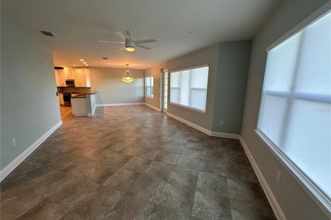 Copropriété à louer à Bradenton, Floride: 2 chambres, 153.29 m2 № 2429246 - photo 12