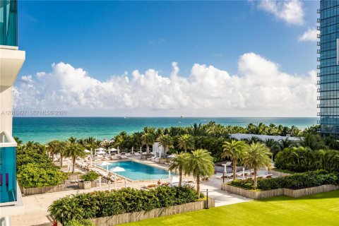 Condominio en venta en Miami Beach, Florida, 1 dormitorio, 81.75 m2 № 2256568 - foto 26