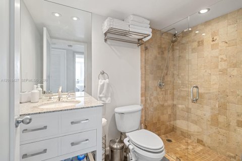 Condominio en venta en Miami Beach, Florida, 1 dormitorio, 81.75 m2 № 2256568 - foto 10