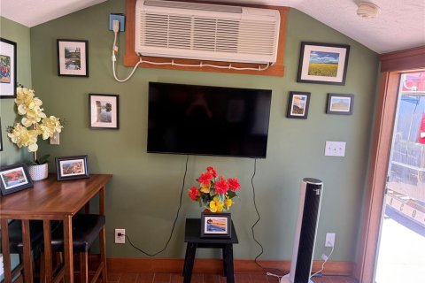 Terreno en venta en Polk City, Florida № 1567555 - foto 8
