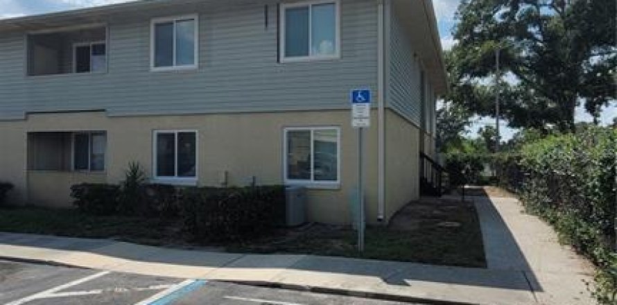Condominio en Brandon, Florida, 2 dormitorios  № 1906113