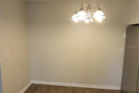Condominio en alquiler en Brandon, Florida, 2 dormitorios, 85.28 m2 № 1906113 - foto 6