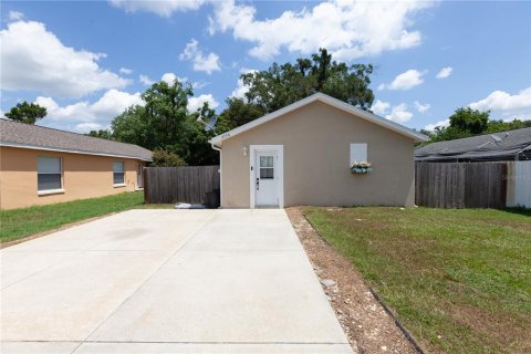 Villa ou maison à Wildwood, Floride 2 chambres, 113.15 m2 № 2196526