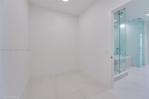 Condominio en alquiler en Fort Lauderdale, Florida, 2 dormitorios, 222.5 m2 № 2064530 - foto 15