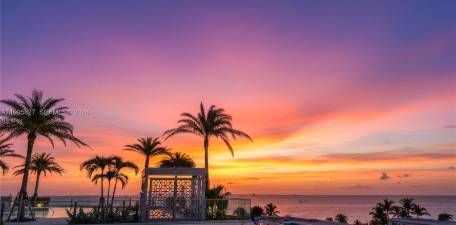 Condominio en Fort Lauderdale, Florida, 2 dormitorios  № 2064530