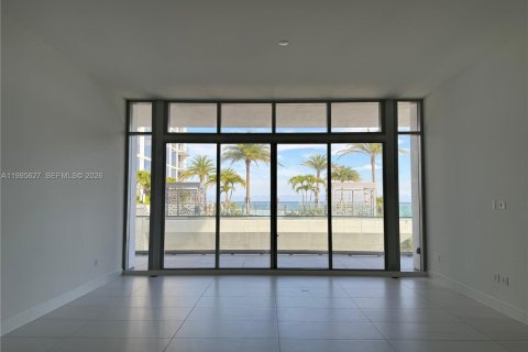 Condominio en alquiler en Fort Lauderdale, Florida, 2 dormitorios, 222.5 m2 № 2064530 - foto 4