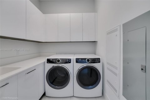 Condominio en alquiler en Fort Lauderdale, Florida, 2 dormitorios, 222.5 m2 № 2064530 - foto 20