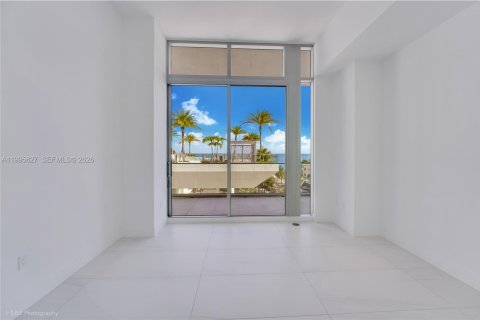 Condominio en alquiler en Fort Lauderdale, Florida, 2 dormitorios, 222.5 m2 № 2064530 - foto 19