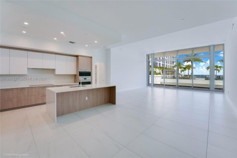 Condominio en alquiler en Fort Lauderdale, Florida, 2 dormitorios, 222.5 m2 № 2064530 - foto 8
