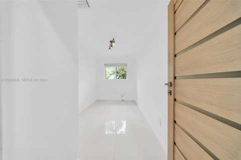 Купить виллу или дом в Майами, Флорида 3 спальни, 118.73м2, № 2064799 - фото 29