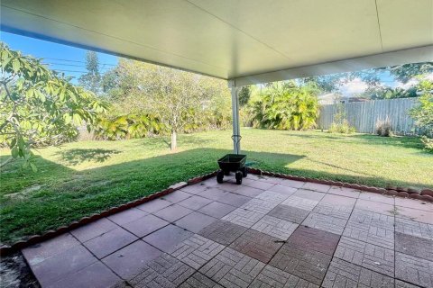 Купить виллу или дом в Сент-Питерсберг, Флорида 3 комнаты, 93.65м2, № 1912293 - фото 14