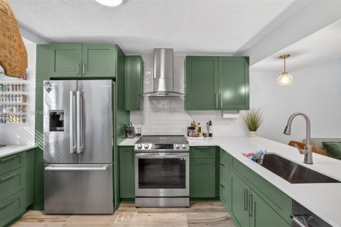 Touwnhouse à vendre à Fort Lauderdale, Floride: 3 chambres, 130.81 m2 № 1986089 - photo 17