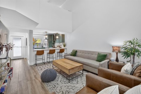 Touwnhouse à vendre à Fort Lauderdale, Floride: 3 chambres, 130.81 m2 № 1986089 - photo 14