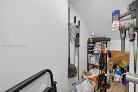 Touwnhouse à vendre à Fort Lauderdale, Floride: 3 chambres, 130.81 m2 № 1986089 - photo 27