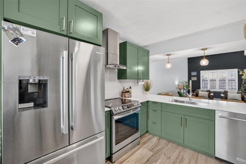 Touwnhouse à vendre à Fort Lauderdale, Floride: 3 chambres, 130.81 m2 № 1986089 - photo 20