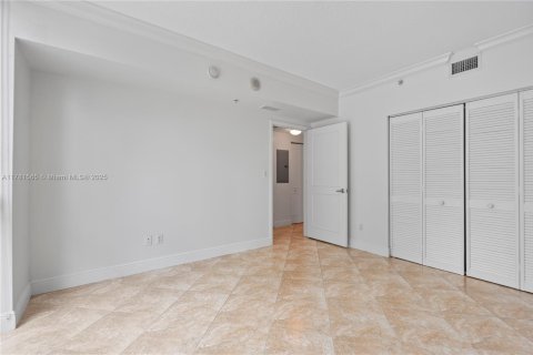 Apartment in Miami, Florida 2 bedrooms, 102.66 sq.m. № 1627107 - photo 18