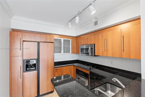Apartment in Miami, Florida 2 bedrooms, 102.66 sq.m. № 1627107 - photo 12