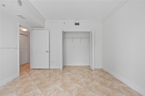 Apartment in Miami, Florida 2 bedrooms, 102.66 sq.m. № 1627107 - photo 22