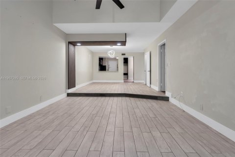 Купить таунхаус в Бока-Ратон, Флорида 3 спальни, 170.85м2, № 2153536 - фото 13