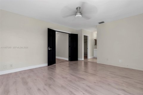 Купить таунхаус в Бока-Ратон, Флорида 3 спальни, 170.85м2, № 2153536 - фото 27