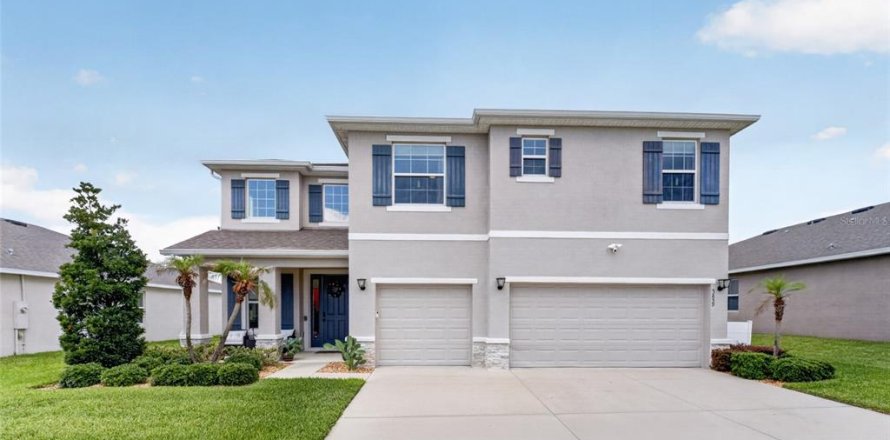 House in Ocala, Florida 5 bedrooms, 372.07 sq.m. № 2095080